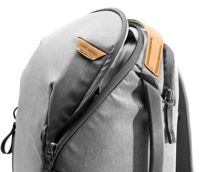 PEAK DESIGN<br/>EVERYDAY ZIP 15L ASH SAC A DOS