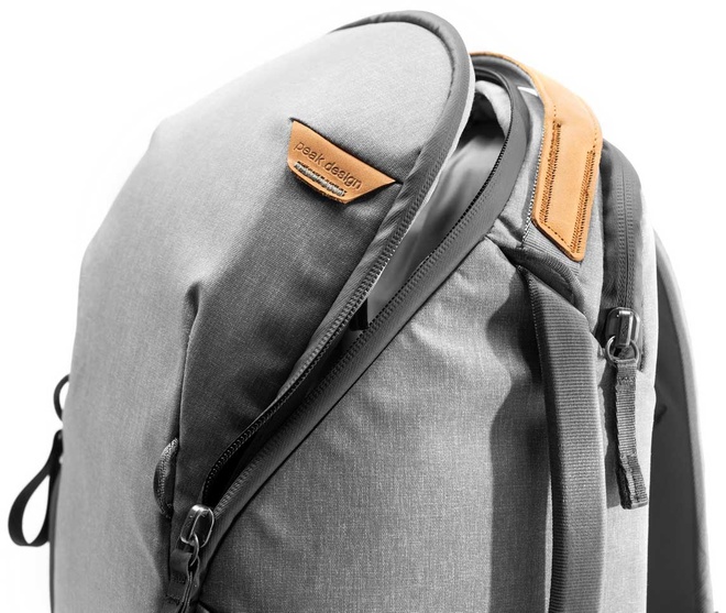 PEAK DESIGN<br/>EVERYDAY ZIP 20L ASH SAC A DOS